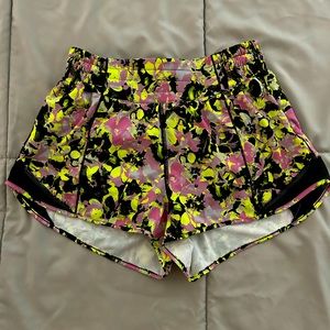 Lululemon size 6 shorts